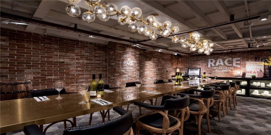 港隆廣場(chǎng)餐飲裝修工程